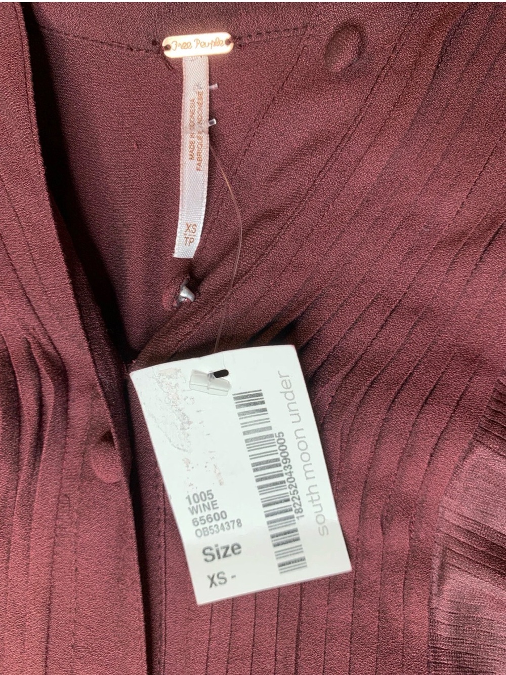 Free People All Shook Up' Ruffle Pin-Tuck Blouse Wine XS NEW. 1095 - Picture 3 of 4